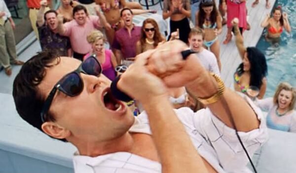Belfort throwing a huge party at his mansion in the movie the wolf of wall street