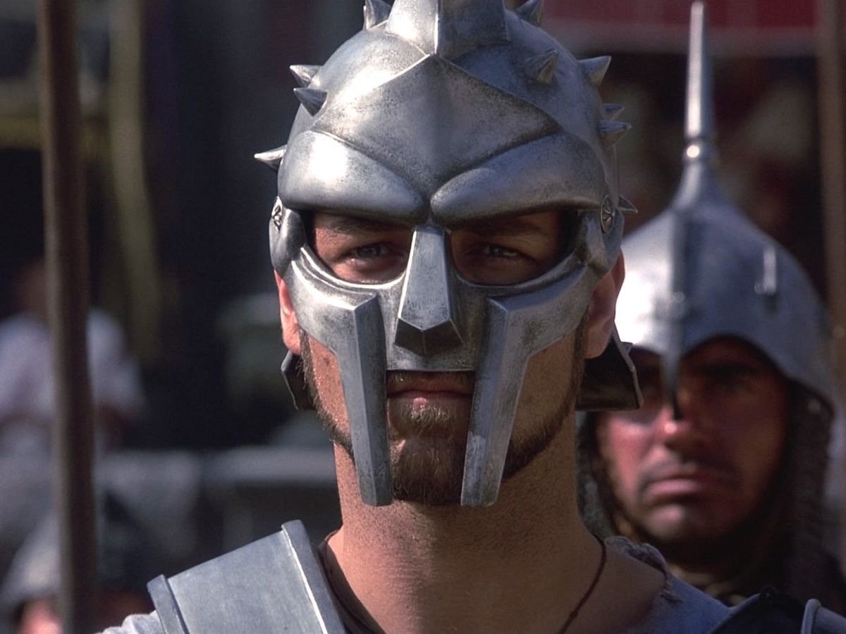 Maximus in his armour 